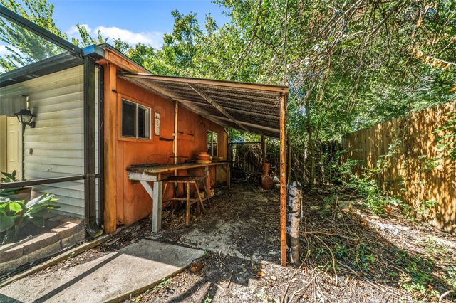 2006 Chilton Drive, Baytown, TX 77520