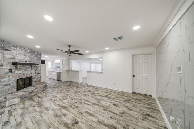2006 Chilton Drive, Baytown, TX 77520