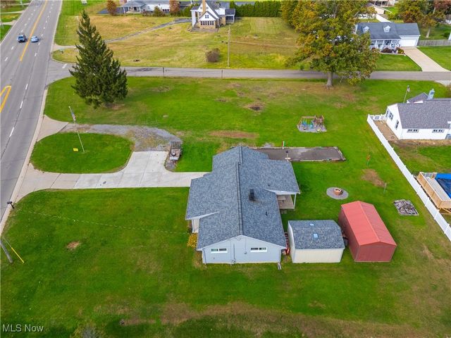 159 N Canfield Niles Road, Youngstown, OH 44515