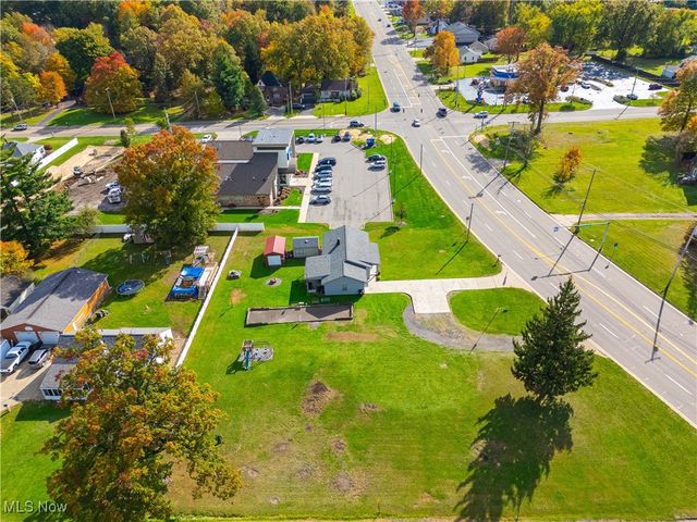 159 N Canfield Niles Road, Youngstown, OH 44515