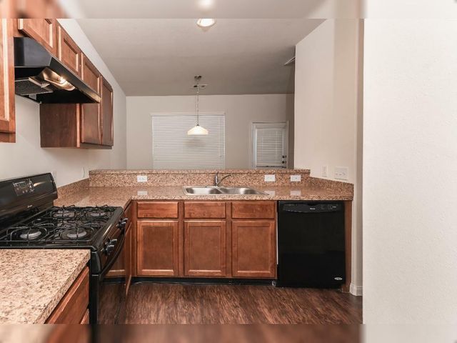 8918 San Alberto, Houston, TX 77017