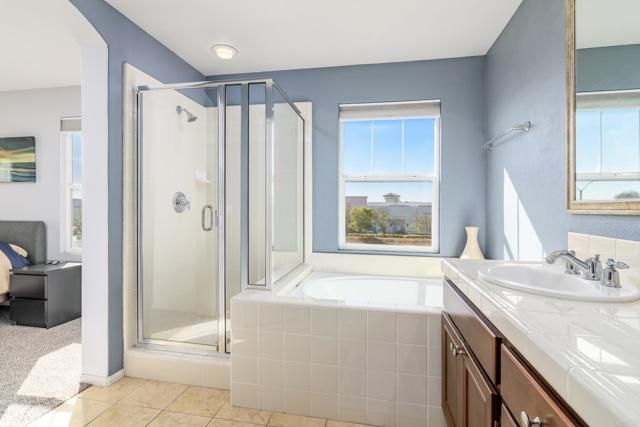 2130 Dune Evening Dr, Chula Vista, CA 91915