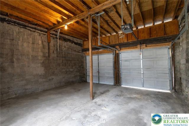 2420 Sycamore Street, Wilson Boro, PA 18042