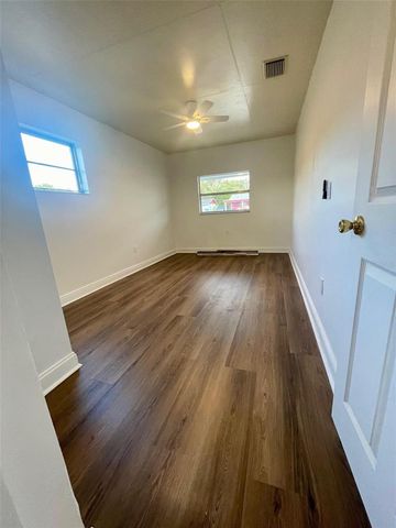 3215 BUNCHE STREET, Sarasota, FL 34234