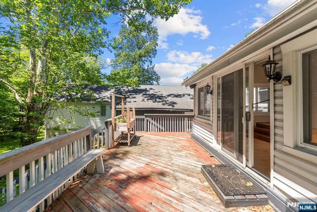 226 Northfield Road, Livingston, NJ 07039