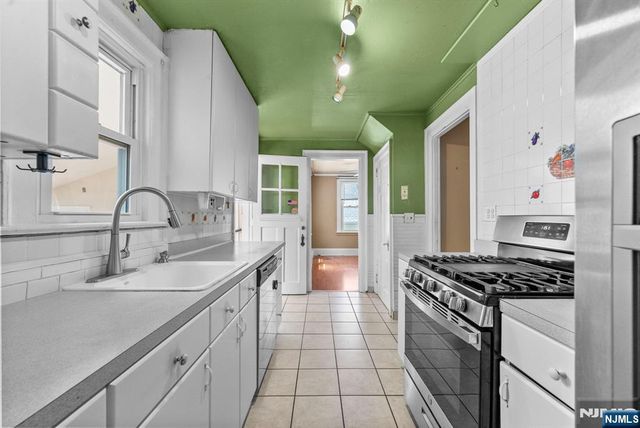 226 Northfield Road, Livingston, NJ 07039