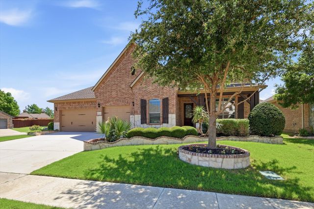 15324 Duck Creek Court, Fort Worth, TX 76262