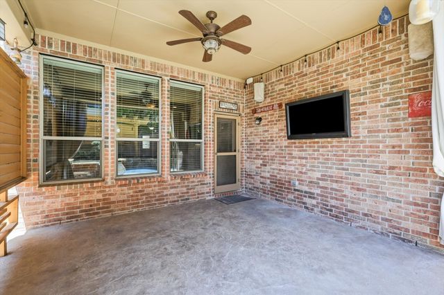 15324 Duck Creek Court, Fort Worth, TX 76262