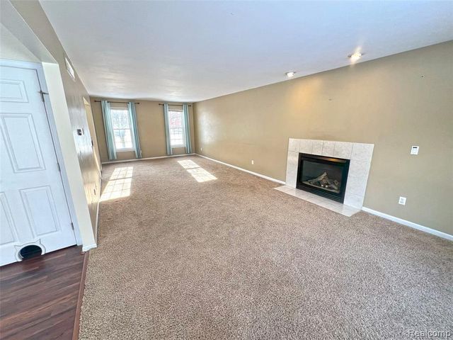 47546 Belmont Drive, Belleville, MI 48111