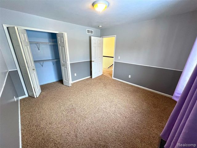 47546 Belmont Drive, Belleville, MI 48111