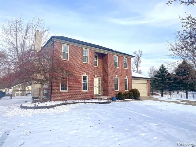 47546 Belmont Drive, Belleville, MI 48111