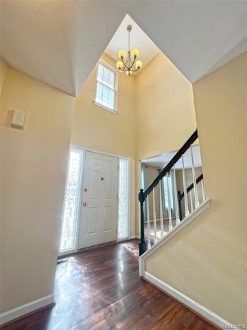 47546 Belmont Drive, Belleville, MI 48111