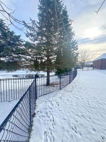 47546 Belmont Drive, Belleville, MI 48111