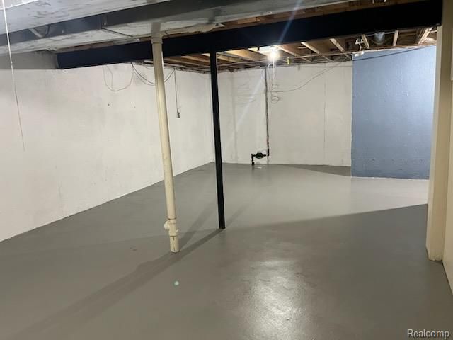 47546 Belmont Drive, Belleville, MI 48111