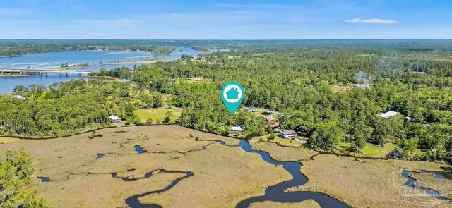 4145 Blue Gill Ln, Milton, FL 32583