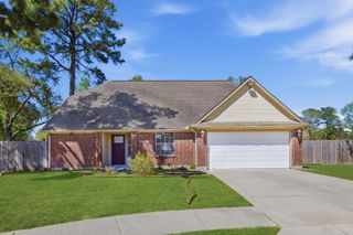 8515 Leafdale Drive, Humble, TX 77338