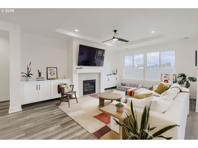 5701 Se 78TH Ave, Hillsboro, OR 97123