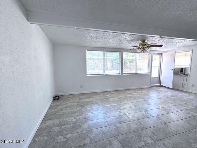 837 TURNEY Drive, El Paso, TX 79902