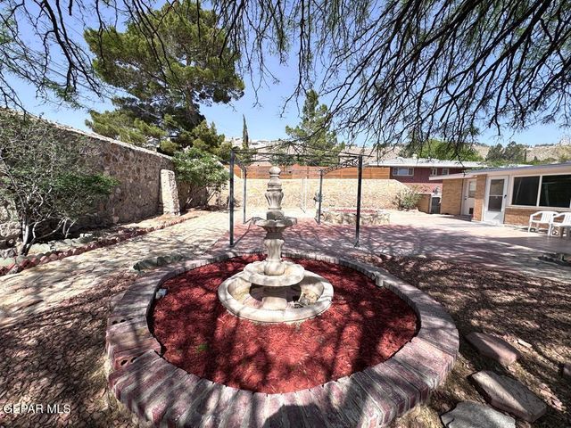 837 TURNEY Drive, El Paso, TX 79902