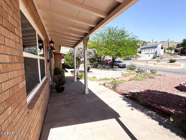 837 TURNEY Drive, El Paso, TX 79902
