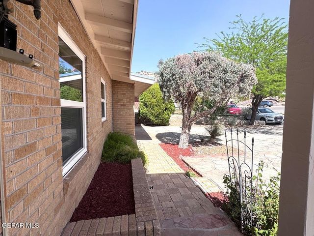 837 TURNEY Drive, El Paso, TX 79902