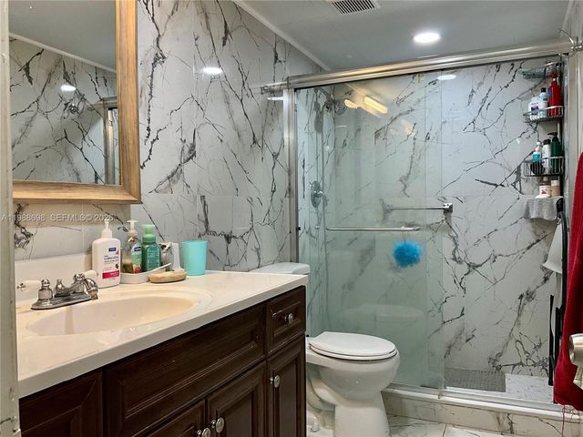 1910 W 56th St 3226, Hialeah, FL 33012