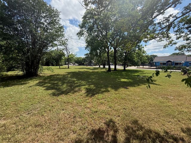 1507 S Washington Street, Kaufman, TX 75142
