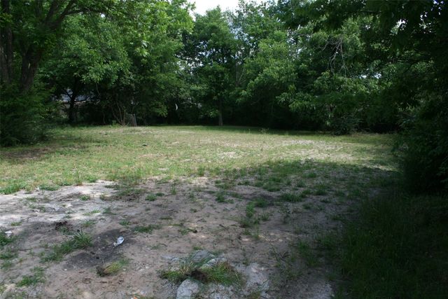1507 S Washington Street, Kaufman, TX 75142