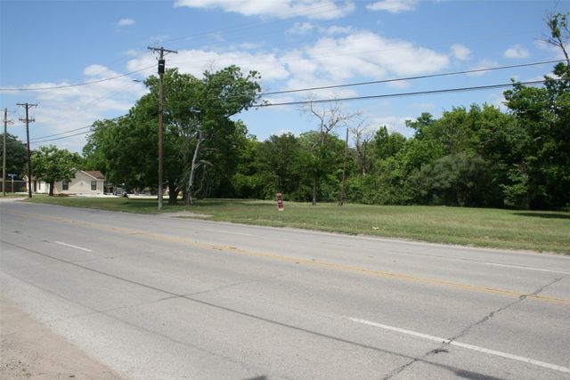 1507 S Washington Street, Kaufman, TX 75142