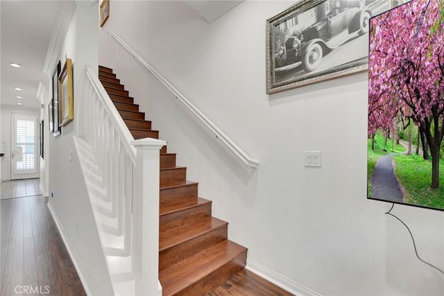 908 N Botanica Lane B, Azusa, CA 91702