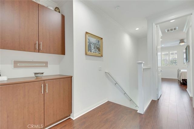 908 N Botanica Lane B, Azusa, CA 91702