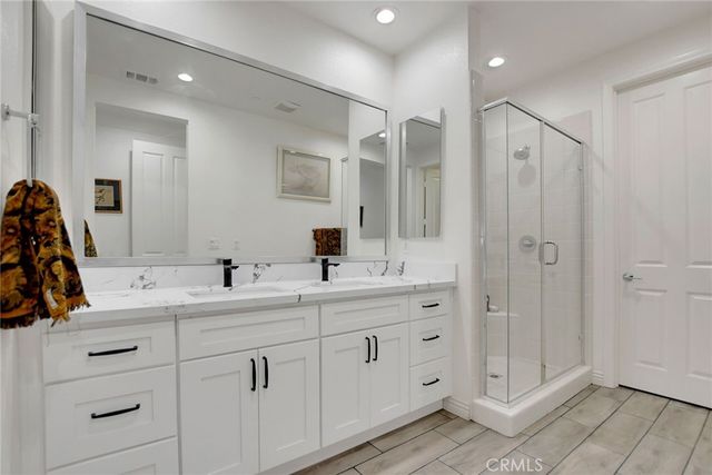 908 N Botanica Lane B, Azusa, CA 91702