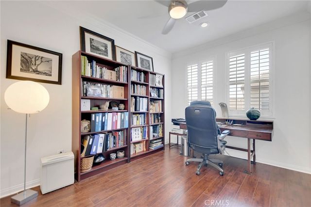 908 N Botanica Lane B, Azusa, CA 91702