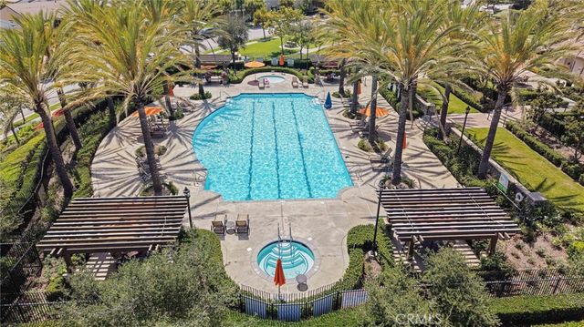 908 N Botanica Lane B, Azusa, CA 91702