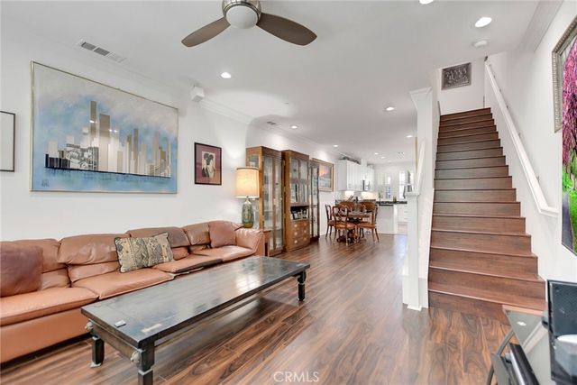 908 N Botanica Lane B, Azusa, CA 91702