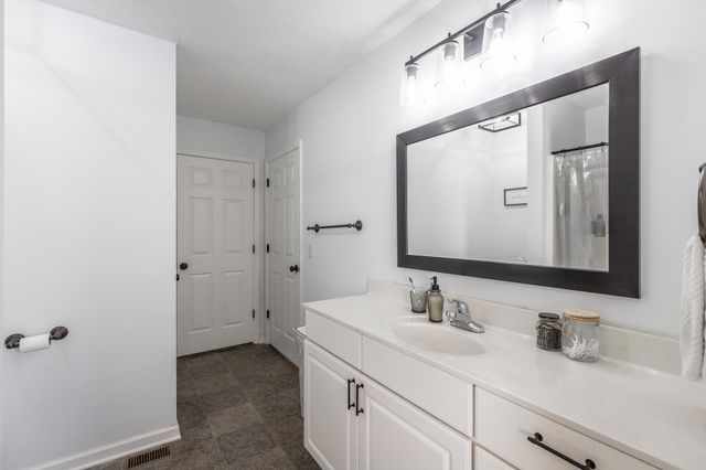 6653 Hickory Trace Circle, Chattanooga, TN 37421