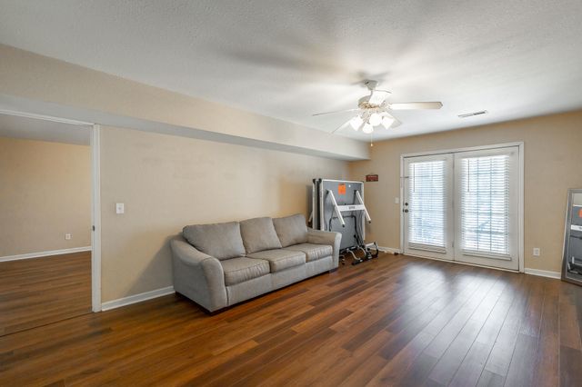 6653 Hickory Trace Circle, Chattanooga, TN 37421