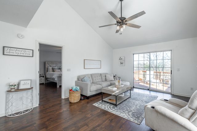 6653 Hickory Trace Circle, Chattanooga, TN 37421