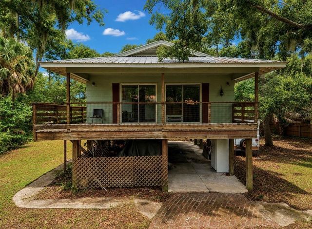 707 GEORGE STREET S, Tarpon Springs, FL 34688