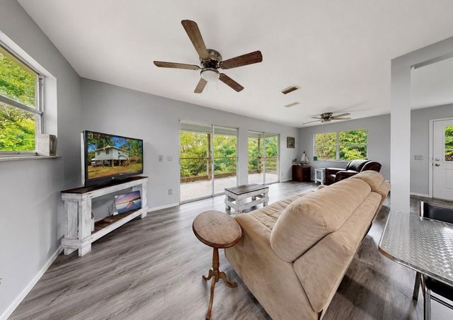 707 GEORGE STREET S, Tarpon Springs, FL 34688