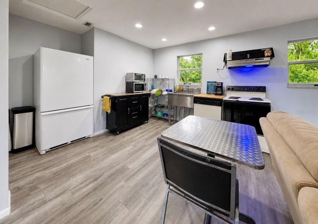 707 GEORGE STREET S, Tarpon Springs, FL 34688