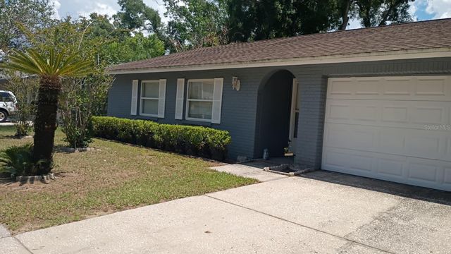 721 REGENT CIRCLE S, Brandon, FL 33511