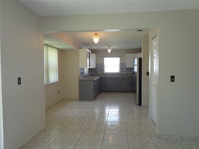 721 REGENT CIRCLE S, Brandon, FL 33511
