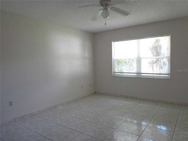 721 REGENT CIRCLE S, Brandon, FL 33511