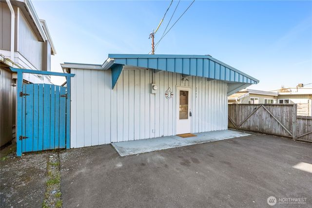 7443 Birch Bay Drive, Blaine, WA 98230