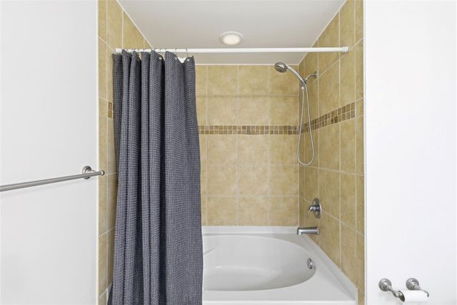 511 SE 5th Avenue 1216, Fort Lauderdale, FL 33301