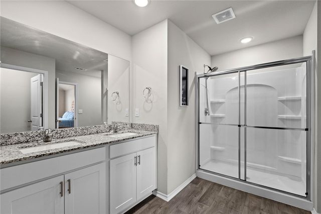 501 S Smith Avenue, Gentry, AR 72734