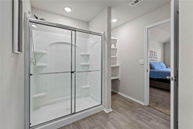 501 S Smith Avenue, Gentry, AR 72734