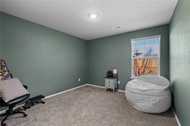 501 S Smith Avenue, Gentry, AR 72734