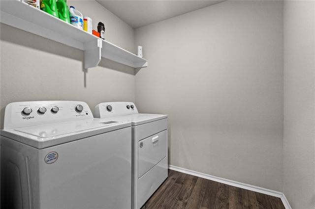 501 S Smith Avenue, Gentry, AR 72734